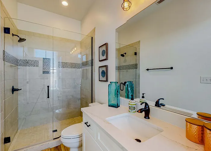 Friendly With Private Pool Wifi Private Washer Dryer And Ac